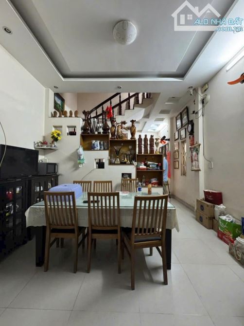 Nhà mới 3 Tầng Phú Nhuận - 4,2 x 16 (70m2 đất) - Oto tới cửa, thông bàn cờ - Nhỉnh 9 tỷ - 2