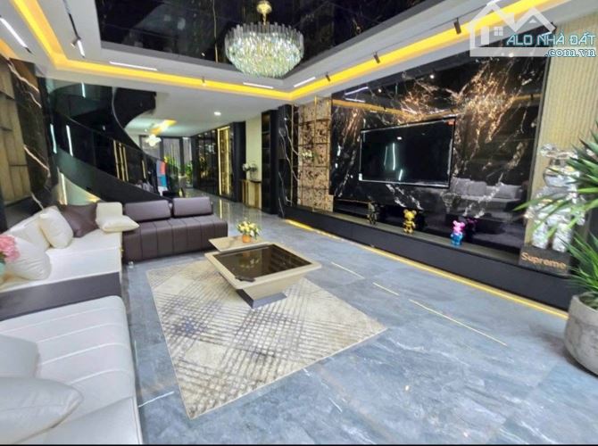 CHỦ NGỘP BÁN GẤP NHÀ TRẦN QUỐC TOẢN, QUẬN 3. GIÁ 4TỶ690/71,5M2. ĐANG CHO THUÊ 36 TRIỆU/TH - 2