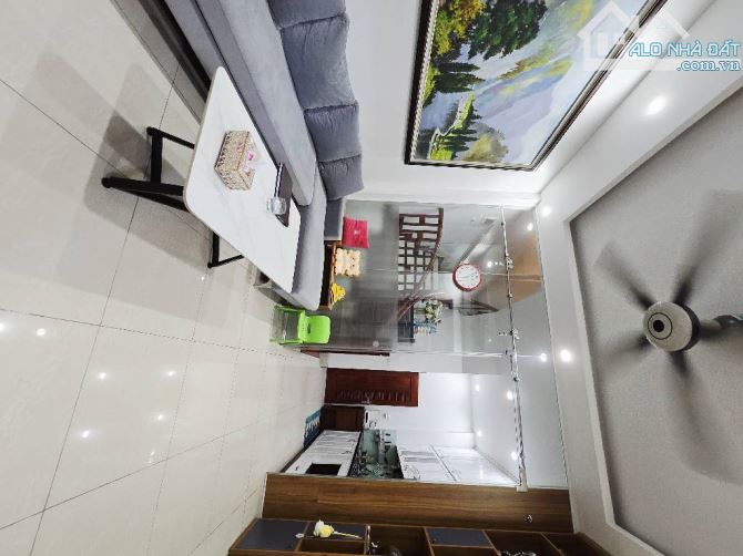 Căn nhà 33m * 4 tầng ấm cúng ở 80 hoa lâm cần tìm chủ mới - 2