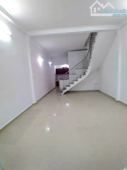 Bán nhà 2 tầng 52m2 đường Huỳnh Văn Nghệ_Tân Bình, 3 tỷ 850. - 2