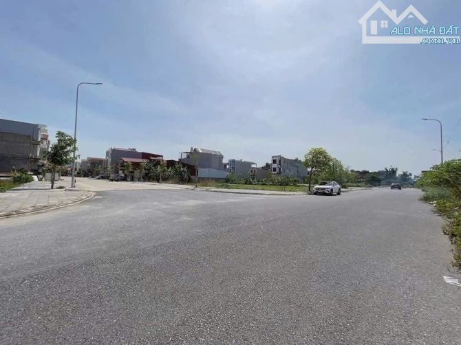 Bán lô góc view vườn hoa trục chính Đấu Giá An Tám Khu Đô Thị Phượng Mao, Bắc Ninh - 2