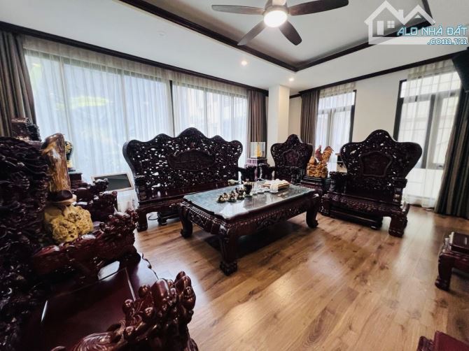 ĐẸP! NHÀ PHÂN LÔ PHỐ TRẦN QUANG DIỆU - LÔ GÓC - Ô TÔ TRÁNH - 67m2 -7T THANG MÁY - HÀNG XÓM - 2