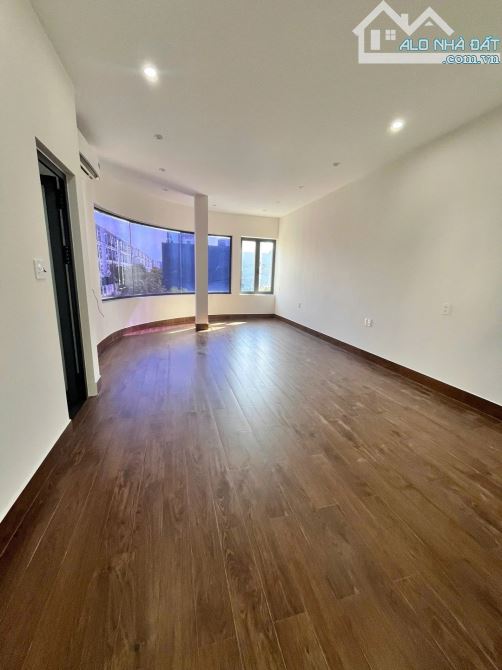 BÁN NHÀ 3 TẦNG LÔ GÓC 2 MẶT TIỀN – HÒA MINH, NGAY TRỤC NGUYỄN SINH SẮC - 2