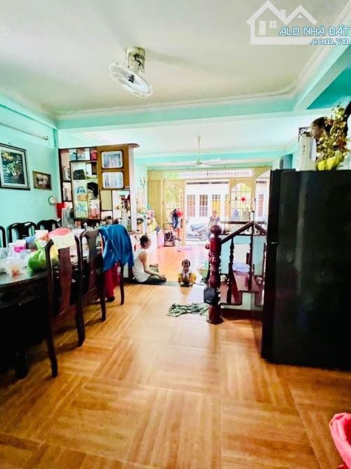 BÁN NHÀ 2 TẦNG 52M² NGANG 5 - HẺM Ô TÔ GẦN AEON TÂN PHÚ – 5.5 TỶ TL - 2