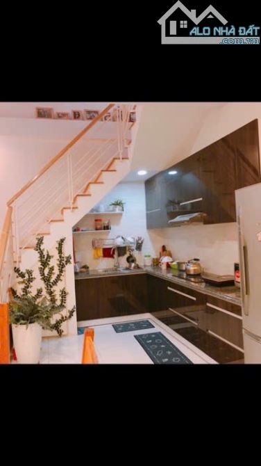 KHÔNG GIAN SỐNG CHILL, NGUYỄN VĂN ĐẬU - BÌNH THẠNH, NGANG 11 DÀI 9, G.I.Á 11 - 2