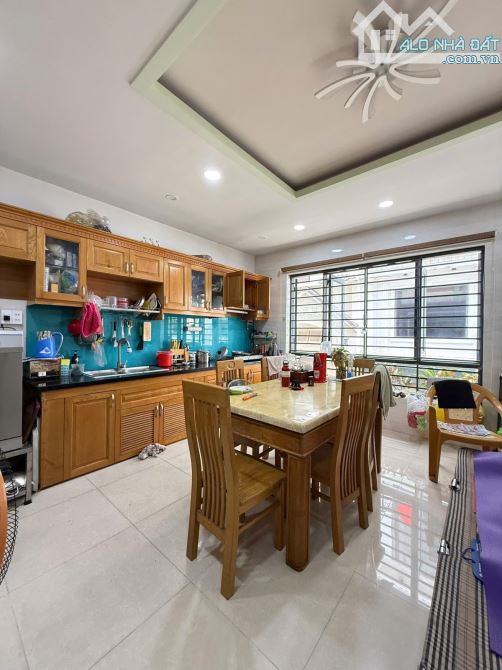 XE HƠI NGỦ NHÀ, 5 tầng BTCT tại BÌNH THẠNH - 2