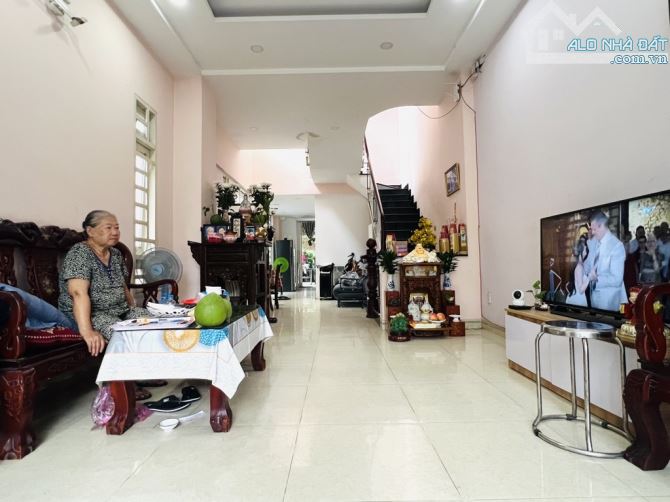 🆘️🆘️ NHANH MỚI KỊP💛 CHỢ HÓC MÔN  256M2 THỔ SHR _ SỔ VUÔNG A4 💚 XE HƠI NGỦ TRONG NHÀ _ - 2