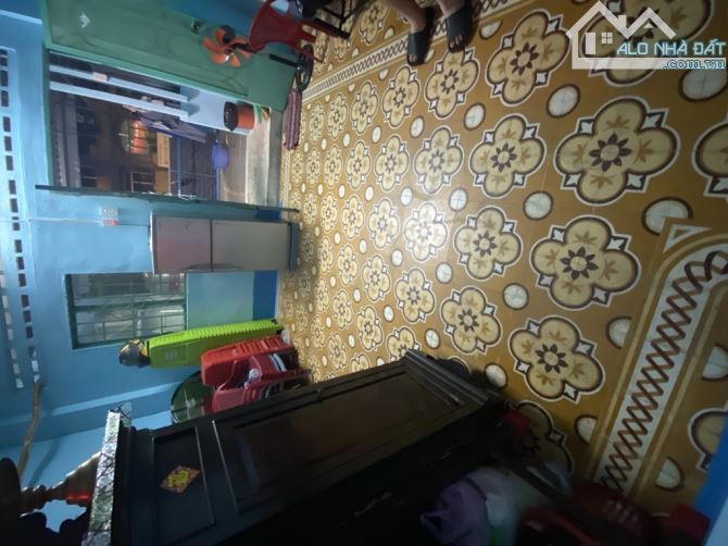 HOT, RẤT GẤP BÁN MT NGUYỄN VĂN CỦA [P13, Q8] DT: 90M2 (4.5 X 20), 2T, 5PN, 2WC CHỈ 15 TỶ - 2