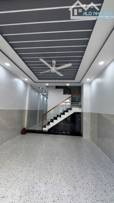 Nhà hẻm rộng Tây Thạnh, gần ĐH, gần AEON, giá chỉ 7.7 tỷ - 2