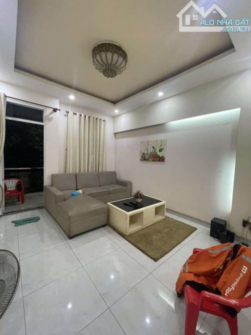 HOT, CẦN BÁN GẤP MTKD ƯU LONG [P11, Q8] DT: 88M2 (4.2 X 21), 3T, 3PN, 2WC CHỈ 12.5 TỶ - 2