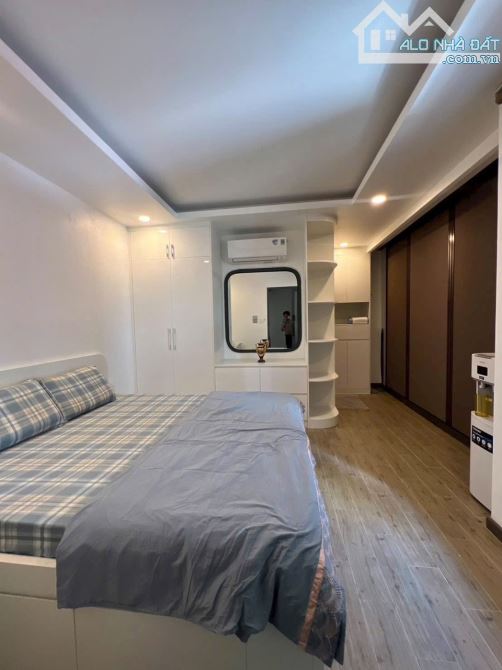 BÁN NHÀ ĐẸP 3 TẦNG , VIEW CÔNG VIÊN KHU ĐỆ NHẤT KHÁCH SẠN , GIÁ CHỈ 13.95 TỶ TL - 2