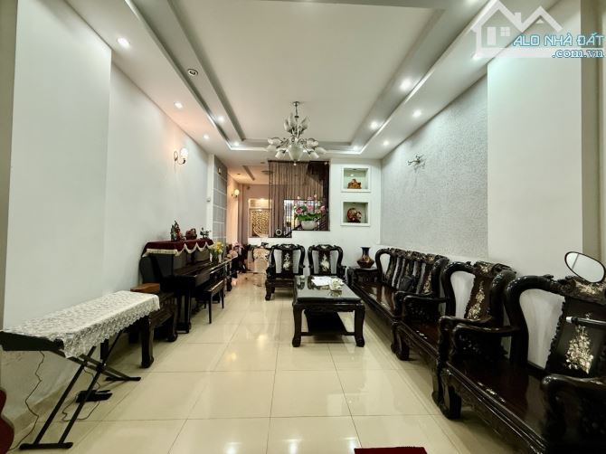 Nguyễn Thượng Hiền gò vấp 242/229m2 3 tầng giá chỉ nhỉnh 26 tỷ - 2
