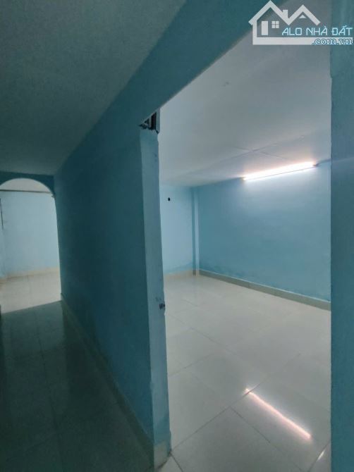 Bán nhà Đ số 3 BHH gần Aeon Tân Phú hẻm 6m thông gần mặt tiền 64m2,2 Tầng Nhỉnh 4 tỷ - 2