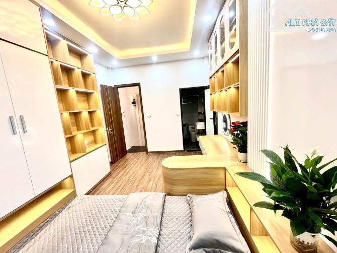 Bán nhà phân lô Phan Đình Giót 24m² x 5T full nội thất ngõ thông ô tô 6.45 tỷ - 2