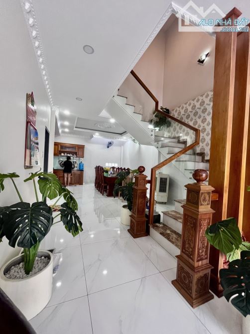 BÁN nhà 🏘2T mặt tiền Hiệp Thành - hiện đại - QUẬN 12.  ⛔(5,3*17) giá 6.2 tỷ. Khu sầm uất, - 2