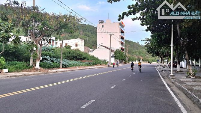 Bán đất mặt tiền phạm văn đồng vĩnh hòa Nha Trang - 3