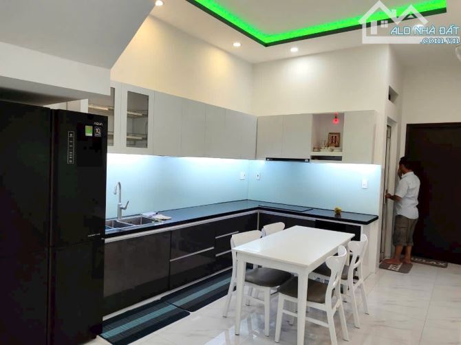 🔥NHÀ 3 TẦNG MỚI XÂY- CÁCH BIỂN TRẦN PHÚ CHỈ 200M- ĐƯỜNG Ô TÔ CHỈ 4TỶ950 - 3