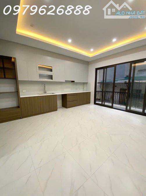 PHÂN LÔ KHU VIP NHẤT THANH XUÂN, GARA Ô TÔ, 6 TẦNG THANG MÁY NHẬP KHẨU. KINH DOANH ĐỈNH - 3