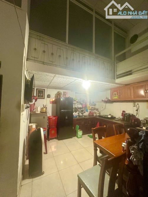 Nhà 1 Trệt 1 Lửng – 85m² , Giá Chỉ 5 Tỷ – Về Ở Ngay- Thới An 15 Q 12 - 3