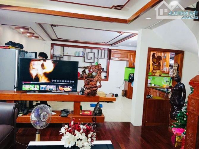 Cho thuê nhà ngã tư Vạn Phúc Tố Hữu 70m x 5 tầng chỉ 21 triệu - 3