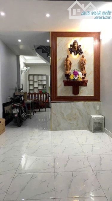 Cô cần bán nhà 10,5ty, hẻm Nguyễn Văn Công, gần chợ tiện lợi - 3