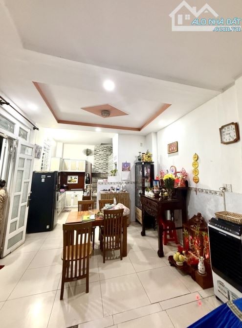 3.1 tỷ- bán nhà Bình Tân- Tỉnh lộ 10- 34m2- 2 tầng- 2pn- Sổ hồng riêng - 3