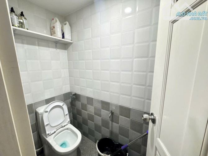 Hẻm 6m Giá tốt nhất khu vực - Dòng tiền hàng tháng 8tr - 3