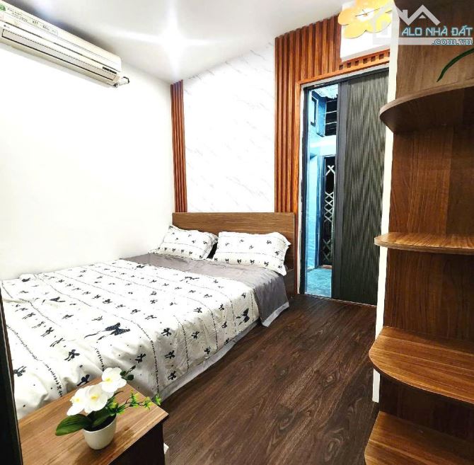 BÁN NHÀ TẬP THỂ LÊ GIA ĐỊNH (Q.HAI BÀ TRƯNG) - 26/40M2 (Sổ đỏ riêng) 2 NGỦ 2WC NHỈNH 3 TỶ - 3