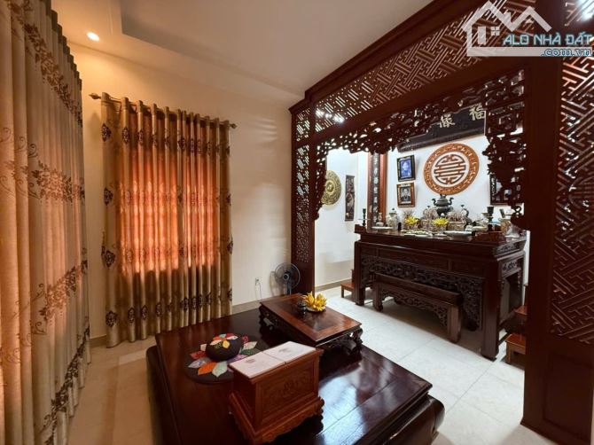Chuyển nhượng biệt thự sân vườn đường đằng hải - 3