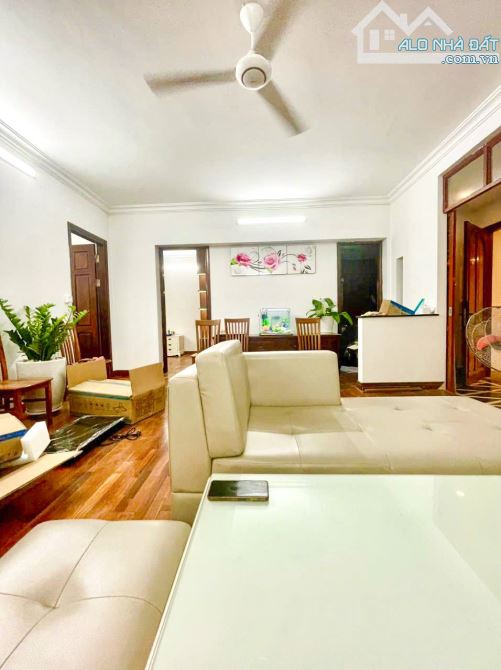 CHUNG CƯ HOÀNG ĐẠO THÚY 24T - 160M2 - 4 NGỦ - BAN CÔNG RỘNG - TẦNG ĐẸP - 13.2 TỶ - 3