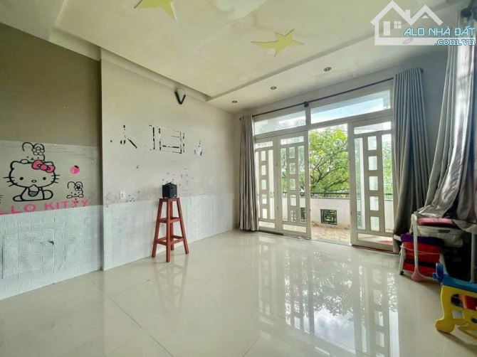 Cho thuê nhà 2 mặt tiền gần bờ kè trường đại học Lạc Hồng - Bửu Long Biên Hoà - 3