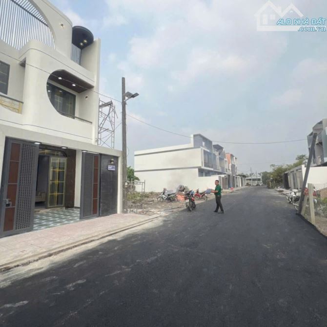 LÔ ĐẤT 140M2 GẦN KHU CÔNG NGHIỆP CẦU TRÀM GIÁ 1 TỶ 450 - 3