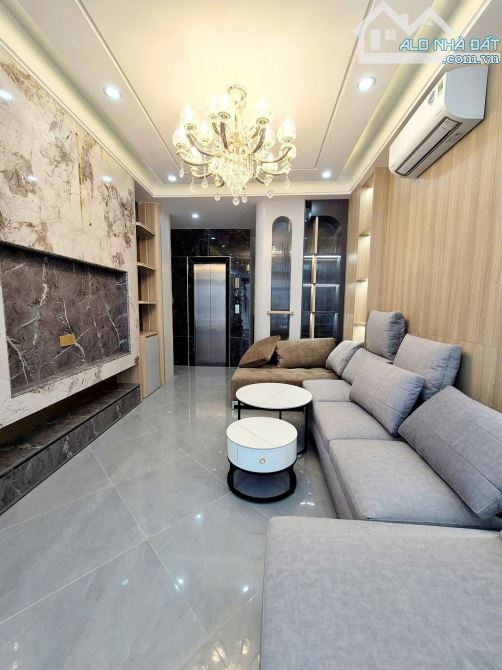 6 tầng thang máy xây mới, 15m Phố Đội Cấn, full nội thất từng phòng thông, 46m2. Giá 15 tỷ - 3