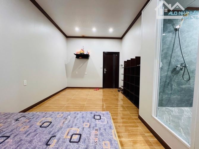 Bán tập thể tầng 2 Thọ Lão - Lò Đúc, sử dụng 40m2, giá 2,4 tỷ (có thương lượng ) - 3