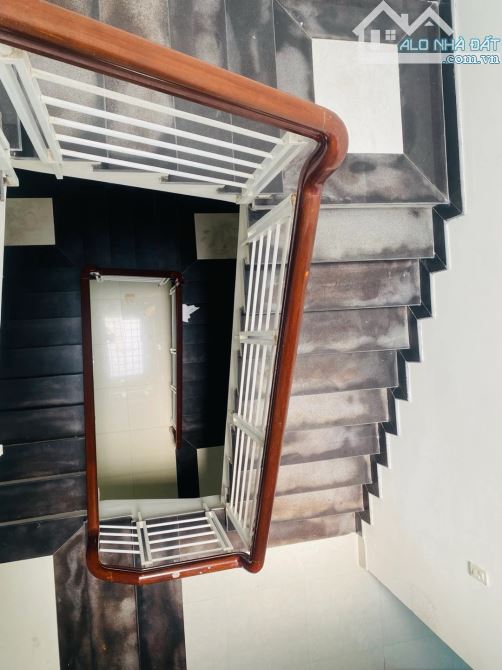 SIÊU HIẾM – NHÀ 3 TẦNG MẶT TIỀN TRẦN NHÂN TÔNG – ĐƯỜNG 15.5M – SƠN TRÀ – GIÁ CHỈ  9.XTỶ - 3