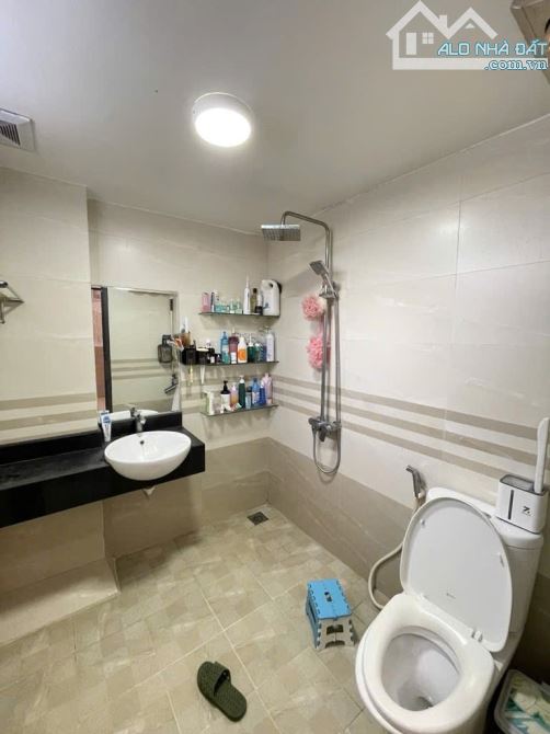 BÁN NHÀ NGỌC THUỴ-CHÍNH CHỦ-DÂN XÂY-5 TẦNG-33m2-NHỈNH 8 TỶ-GẦN Ô TÔ TRÁNH-FULL NỘI THẤT - 3