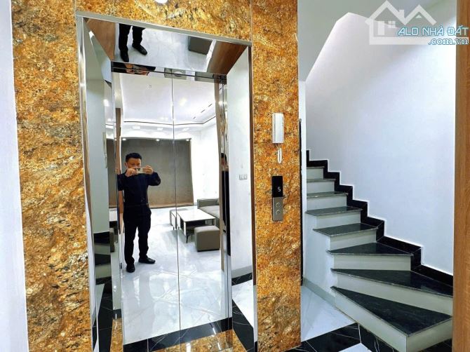 BÁN NHÀ  6 TẦNG  LAI XÁ THANG MÁY LÔ GÓC DIỆN TÍCH 35M2 X 6 TẦNG SỔ ĐỎ Ô TÔ  CHẠY - 3
