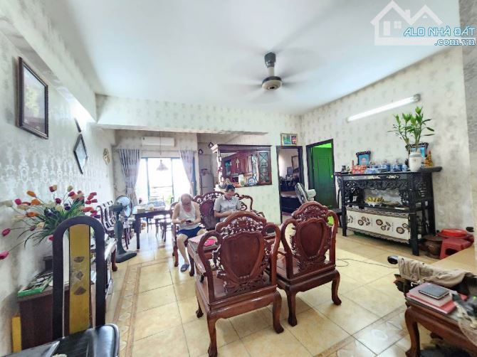 CHUNG CƯ DIỆN TÍCH RỘNG - TRUNG TÂM HOÀNG MAI - - 3