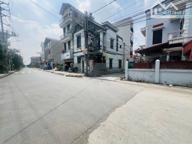 Bán đất đối diện Vinhomes Cổ Loa 73m2 lô góc ba thoáng ô tô vào đất 6.3 tỷ - 3