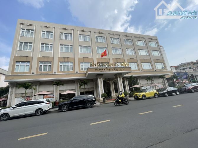 Duy nhất - 12,8x22m - nhà đường Hoàng Việt, P. 4, Tân Bình. Khu sang trọng chỉ 50 tỷ TL - 3