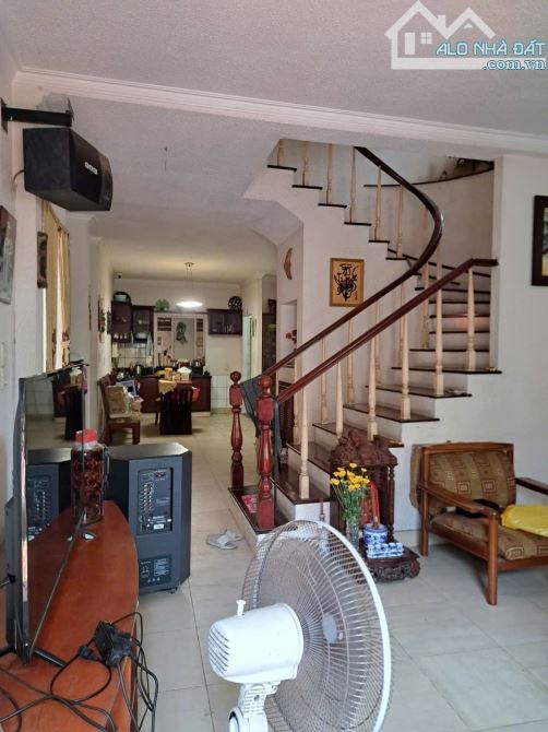 Đường Nguyễn Oanh gò vấp 213m2 2 tầng giá chỉ nhỉnh 22 tỷ - 3