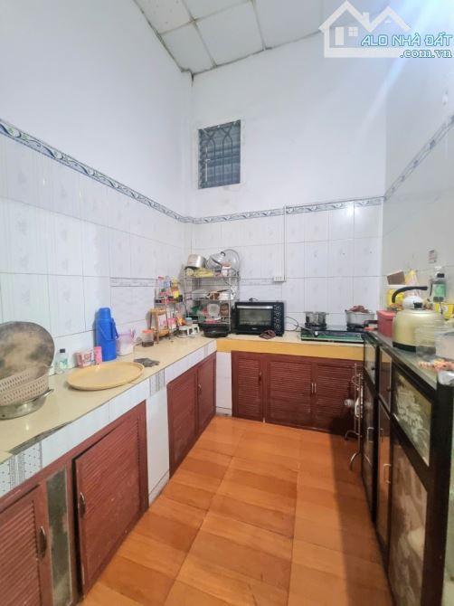 Bán nhà Dĩ An 87m² ,SHR đường xe hơi,giá cực kì rẻ cho anh chị em đầu tư - 3