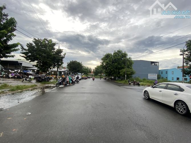 Khu phố chợ Điện Nam Trung: Bán lô đất mặt tiền đường 27m (đường Quách Thị Trang) - 3