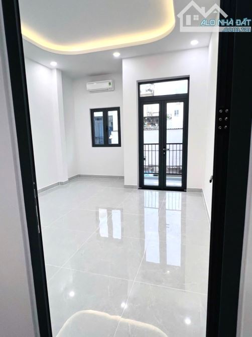 KHU VIP GÒ DẦU- NHÀ 2 TẦNG MỚI ĐẸP 67M2(4,1x16.2)- HẺM XE TẢI 7M GẦN ĐỘC LẬP. CHỈ 8 TỶ XÍU - 3