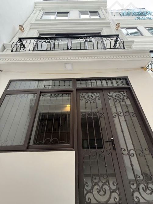 Nhà 3 TẦNG MỚI,30M2/4.2 TỶ, MỚI–ĐẸP,10M Ô tô 16 chỗ đỗ ,CỰ KHỐI-LONG BIÊN,HÀ NỘI - 3