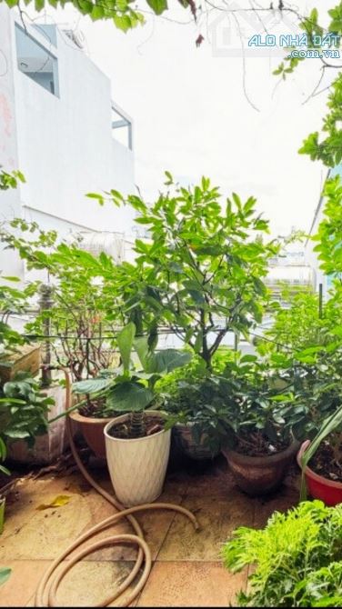 🏠 BÁN NHÀ PHẠM THẾ HIỂN, P.3, Q.8 - HẺM Ô TÔ, SỔ VUÔNG - 7.X TỶ. - 3
