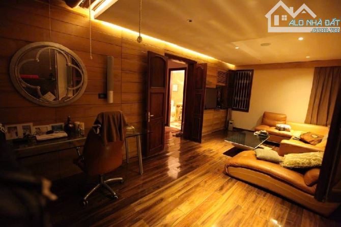 TRẦN CUNG - Siêu phẩm lô góc 135m2 4 tầng MT 12m 2 thoáng - Ngõ thông ô tô tránh - 43tỷ - 4