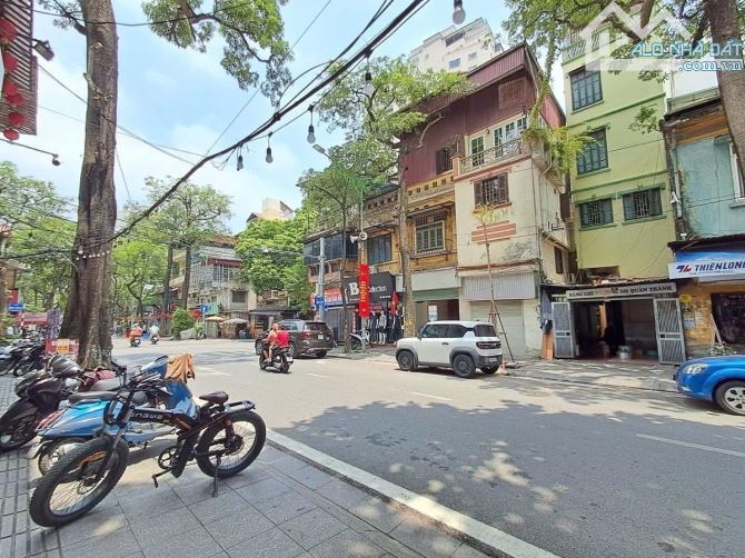 CỰC HIẾM-NHÀ ĐẸP LÔ GÓC-3 BƯỚC RA MẶT PHỐ-QUÁN THÁNH-BA ĐÌNH-CHỈ HƠN 7tỷ - 4