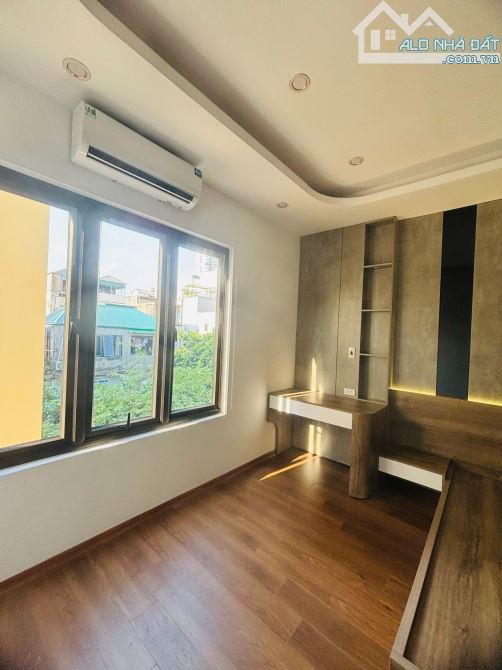 💥NGUYỄN VĂN CỪ- TT LONG BIÊN-52/m2x 6 TÂNG -MT 5m-NHA ĐẸP - THANG MÁY - FULL NỘI THẤT 🌹1 - 4