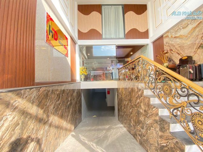 Bán khách sạn đường khiếu năng Tĩnh diện tích 5,4 x 24 giá 19,8 tỷ thương lượng - 4